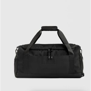 Like new! Gymshark Small Everyday Gym Bag (Small Duffle)